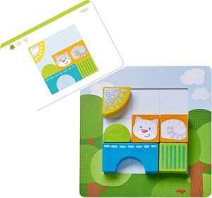 Squares with different images on them. One has a sun, while the others form the shape of a cat.