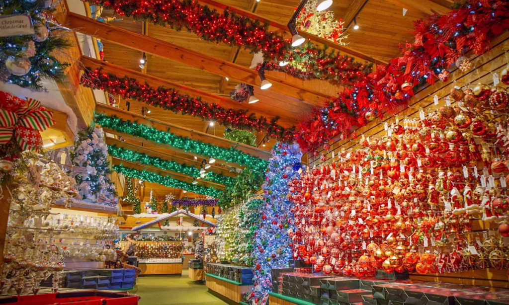 Bronner's Christmas Wonderland 