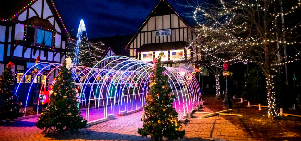 Holiday Stroll at Canterbury Village