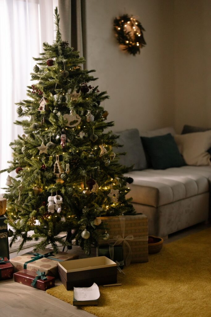 Decorated Christmas tree in a cozy living room